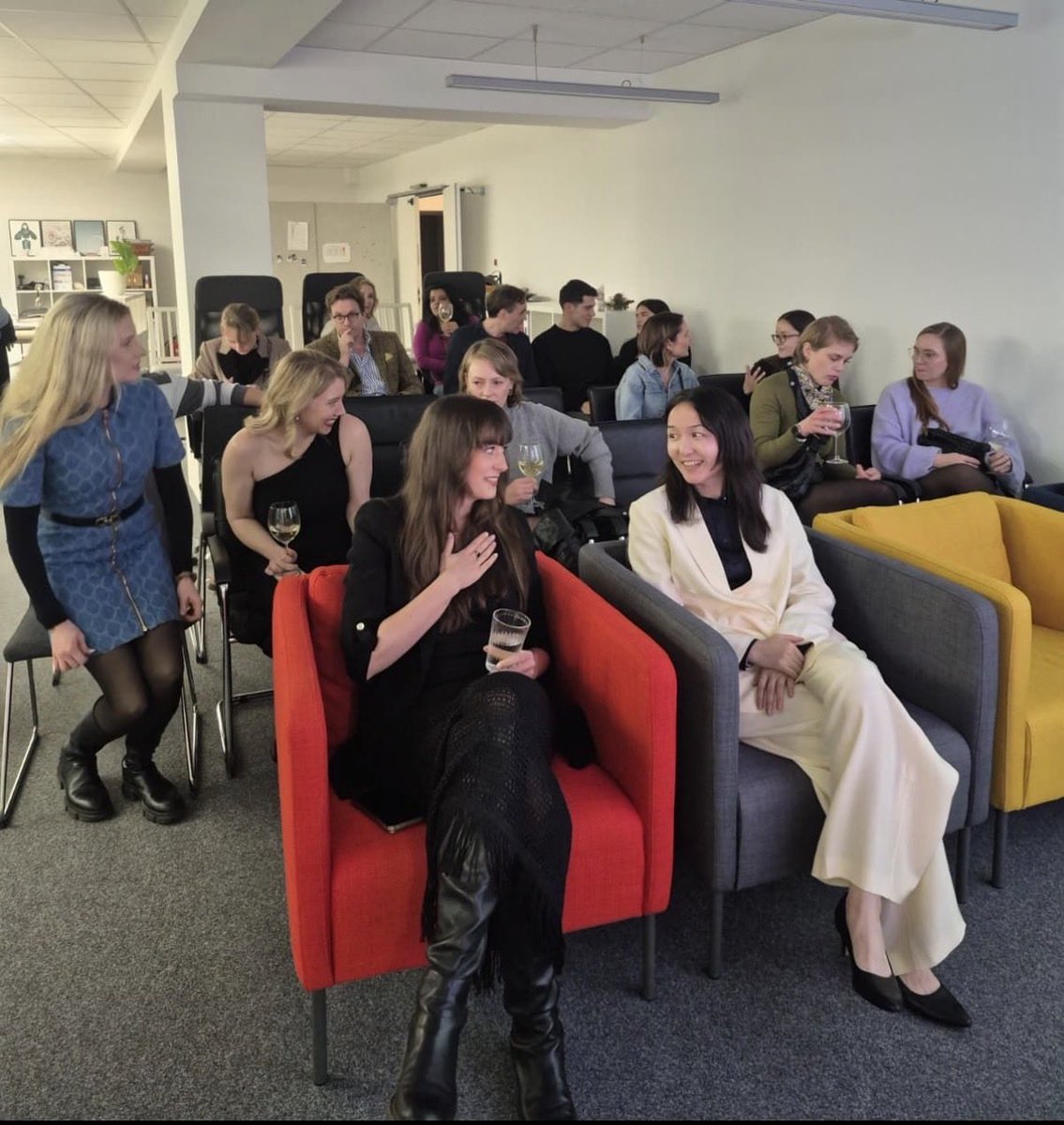 Conscious brands start with intention, community, courageous leadership.🎤 T Yao Victoria Hyde London, J Färber, Sans Péché, E Girlich, Angel 💡𝐈𝐧𝐯𝐞𝐬𝐭𝐦𝐞𝐧𝐭 𝐠𝐨𝐞𝐬 𝐛𝐞𝐲𝐨𝐧𝐝 𝐦𝐨𝐧𝐞𝐲, 𝐅𝐨𝐮𝐧𝐝𝐞𝐫𝐬 𝐝𝐨𝐧’𝐭 𝐠𝐫𝐨𝐰 𝐢𝐧 𝐢𝐬𝐨𝐥𝐚𝐭𝐢𝐨𝐧