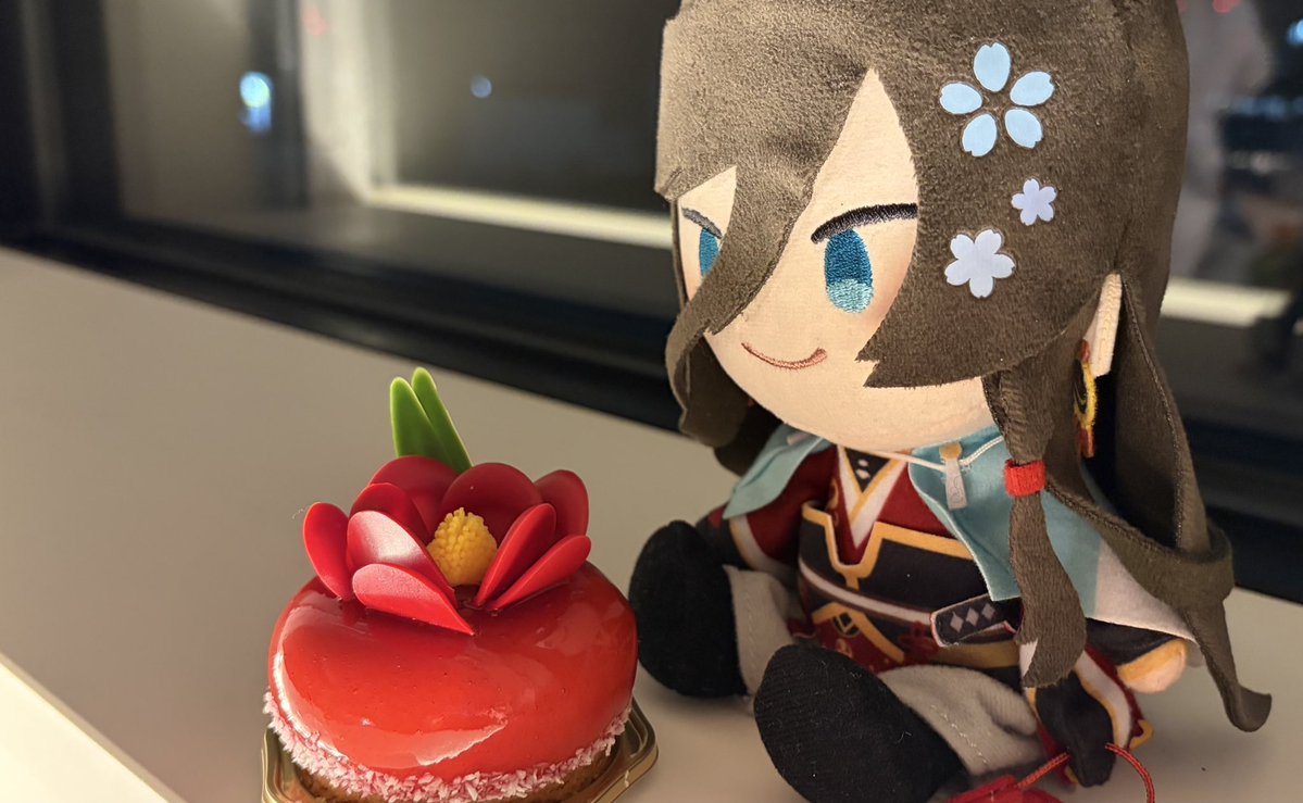 寒椿のケーキ✨