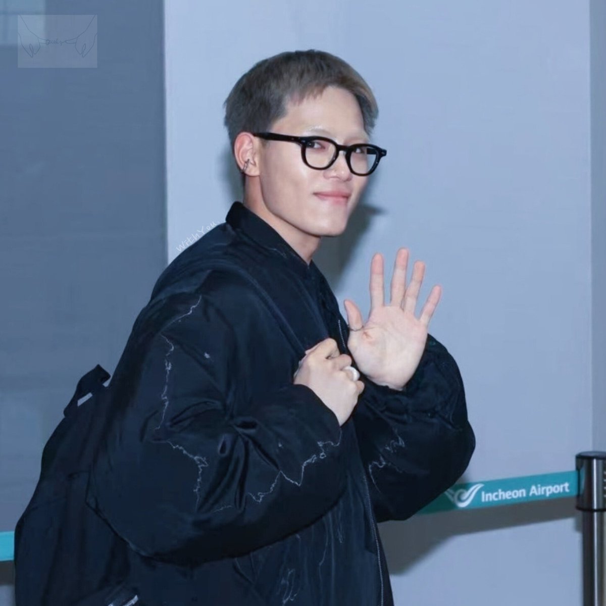 260129 ICN 출국
#티에이엔 #TAN #주안
#너와함께한조각🪽

Let's GO ~ ✈️

#JOOAN #晭侒 #ジュアン
<a href="/tan__official_/">TAN_official</a>