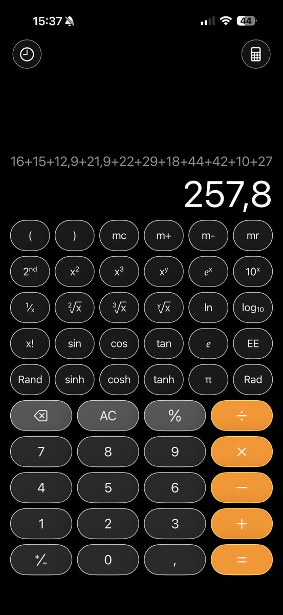 manandreaa's tweet image. and that’s my skincare.. oh god 🧍
skincare + makeup = €836,7.. gimme my money back 🙏