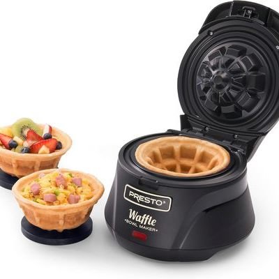 core77's tweet image. When trying to explain injection molding to a non-industrial-designer, I often use the example of a waffle iron. While the kitchen gadget doesn't have sprues, it's generally enough to get the… core77.com/posts/140729/A… #WaffleIron #WaffleBowls #KitchenGadgets #Presto #CookingTools