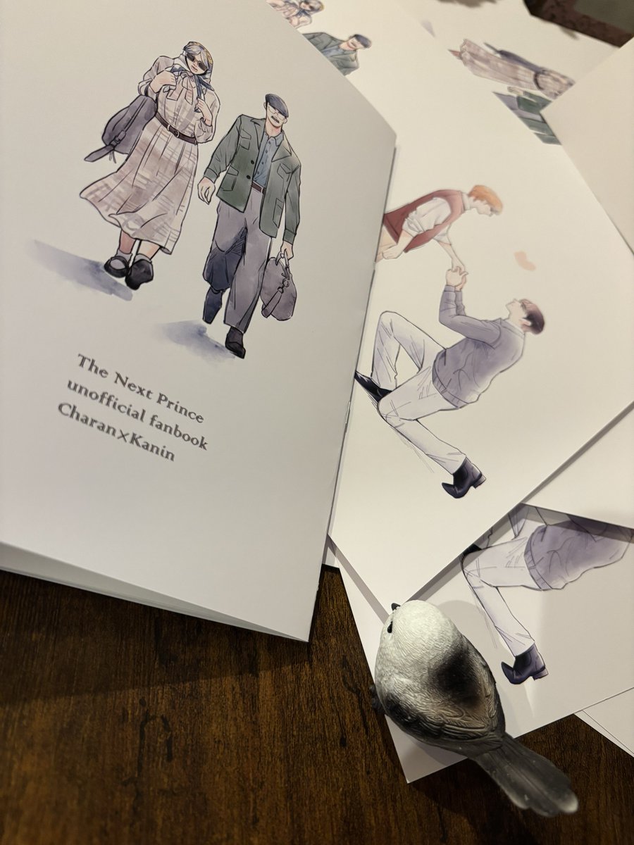 har1_maya's tweet photo. TNPFM東京Give Awayできました✍！
表紙込み12pの薄々漫画本（家のプリンターで印刷）📕半分がWebに載せたチャラカニ変装漫画です〜もちろん全年齢・ラブコメ👑
当日会場着いたらポストしますので欲しい方はDMかリプライください〜押しつけに行きます💁 https://t.co/PZCCKlLtd0