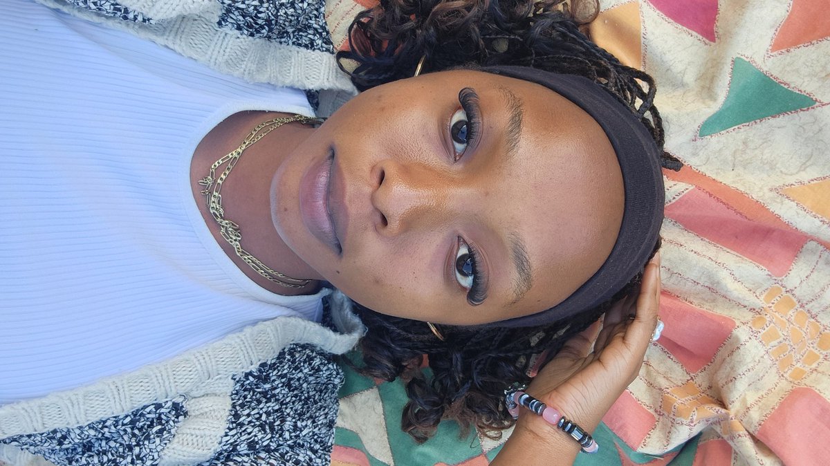 azamiwe_'s tweet image. feeling very yummy.😝