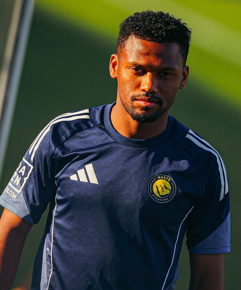 علي العنزي tweet media