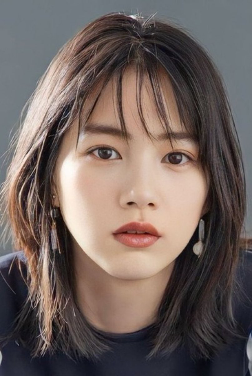 今夜の"この人"#のん

この写真好きです
ただただシンプルに素敵だと思う…

#のん
#能年玲奈
<a href="/non_dayo_ne/">のん official</a>