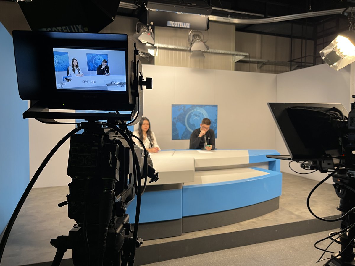 EFE Escuela tweet media