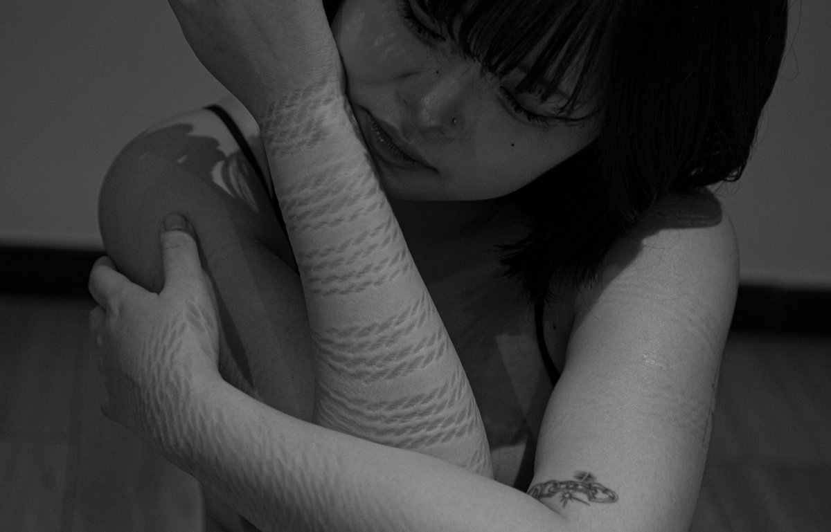 Shibari_Small2 tweet media