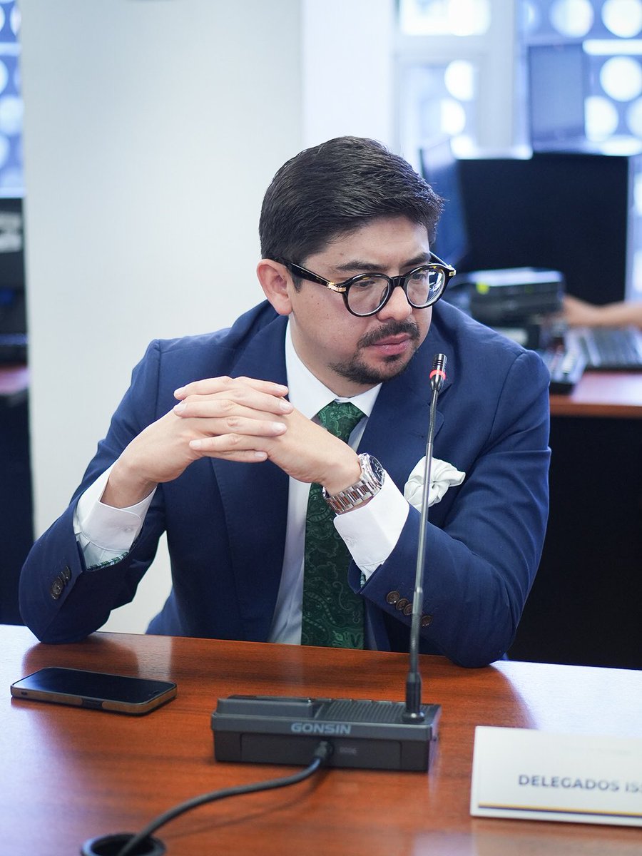 Comisión del Derecho al Trabajo y Seguridad Social tweet media