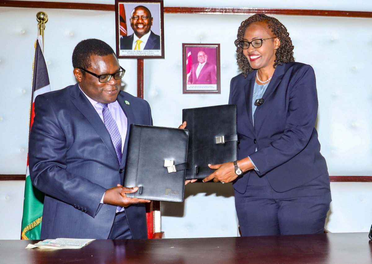 KCBInKenya's tweet photo. @Annastacia_K “Through asset-based financing and close collaboration with approved technical partners, we are proud to support Bungoma County’s journey toward reliable service delivery, environmental stewardship, and long-term economic value for communities.”

#ForPeopleForBetter https://t.co/uzhaJgBrBG