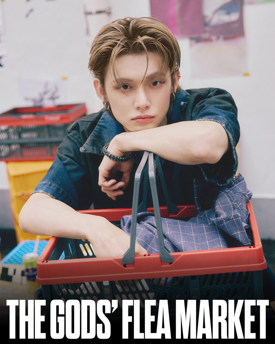 TOMORROW X TOGETHER '2026 DECO KIT' Preview Cuts

📣⚡️🌊🔥☀️🍀
'신들의 플리마켓' 직원 모집 중! 

#투모로우바이투게더 #TOMORROW_X_TOGETHER #TXT  
#GODS_FLEAMARKET