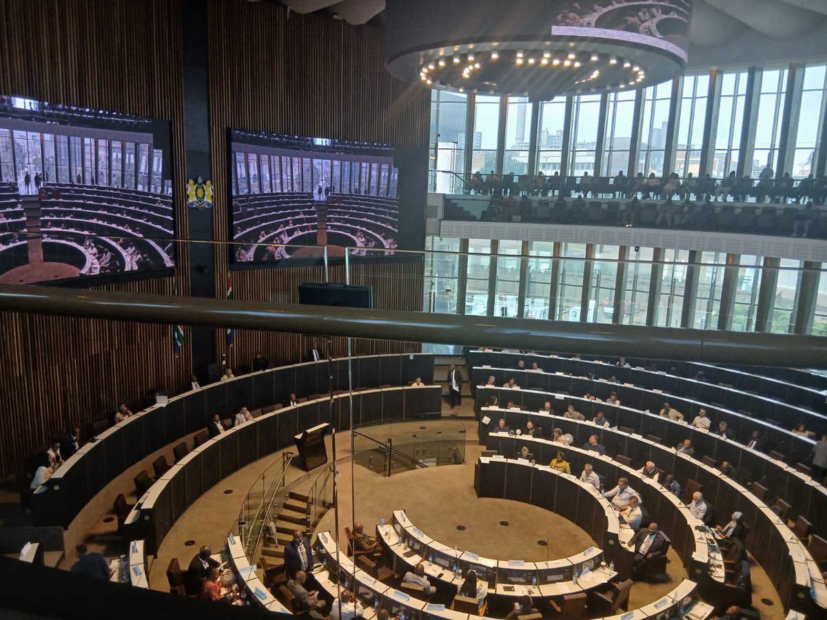 BREAKING: The Johannesburg Council has approved a motion to establish an entirely new position of Deputy Mayor.

“The Deputy Mayor will ensure uninterrupted authority in instances where the Mayor is absent, unavailable, or when the office of the Mayor becomes vacant. <a href="/JusstAlpha/">Alpha Ramushwana</a>