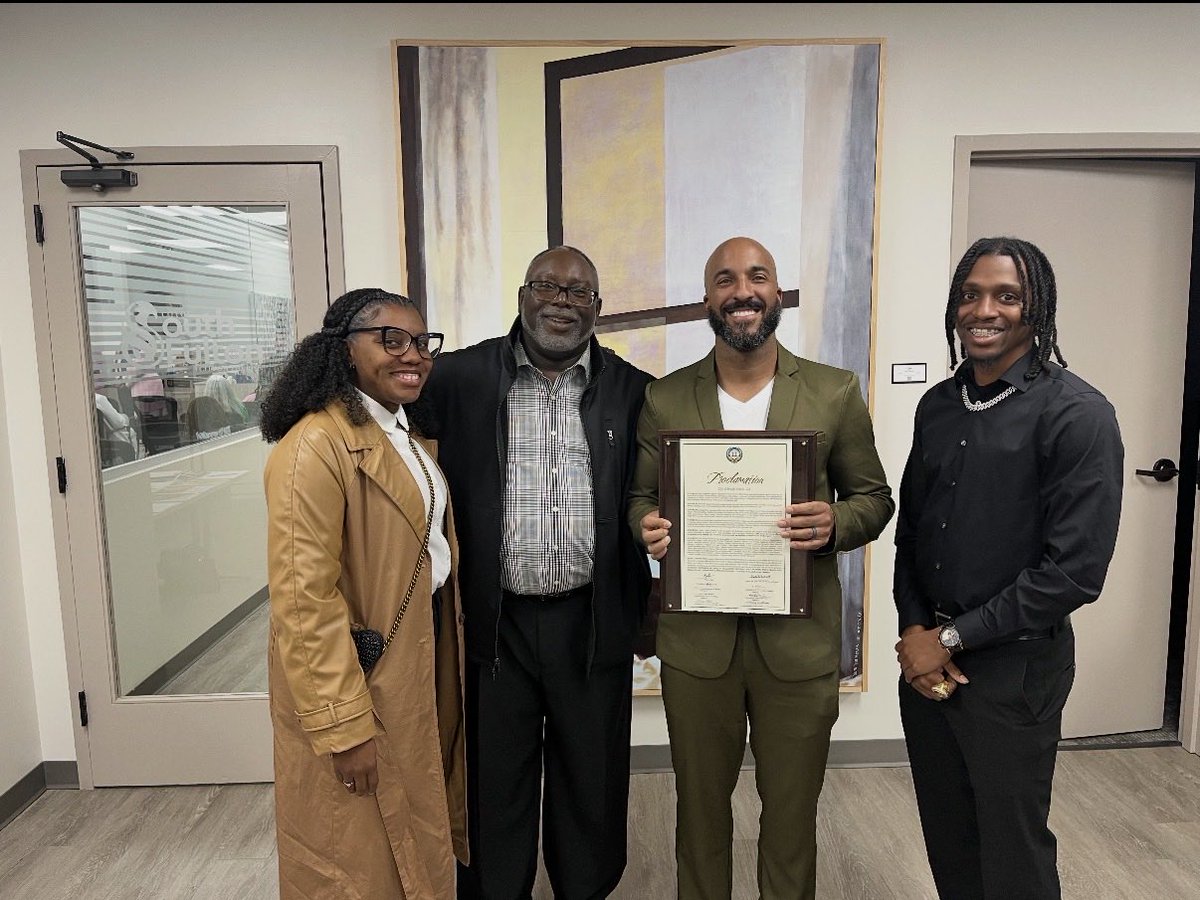 RJ Armstrong tweet media