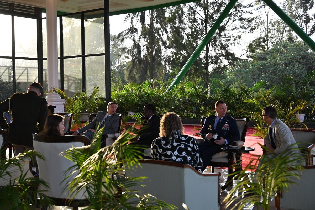 EastAfricaGov's tweet image. When leaders unite around shared security interests, partnerships grow stronger. Discussions with President William Ruto and Kenya’s Foreign Minister underscore Kenya’s strategic role and commitment to peace and security in East Africa. #Kenya #Partnerships #SecurityCooperation