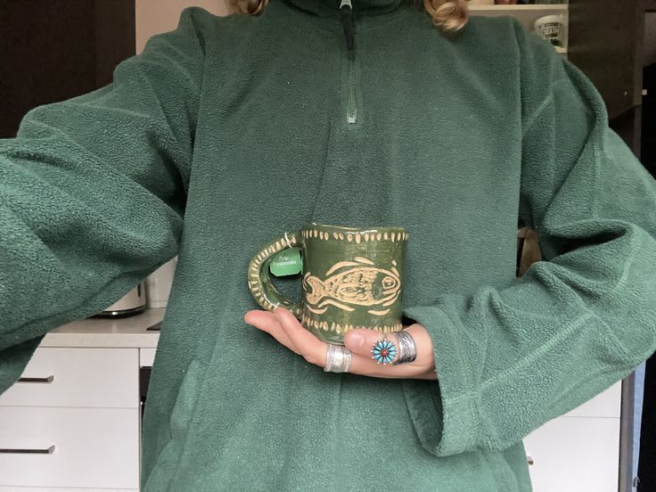 kafkaesquue's tweet image. 