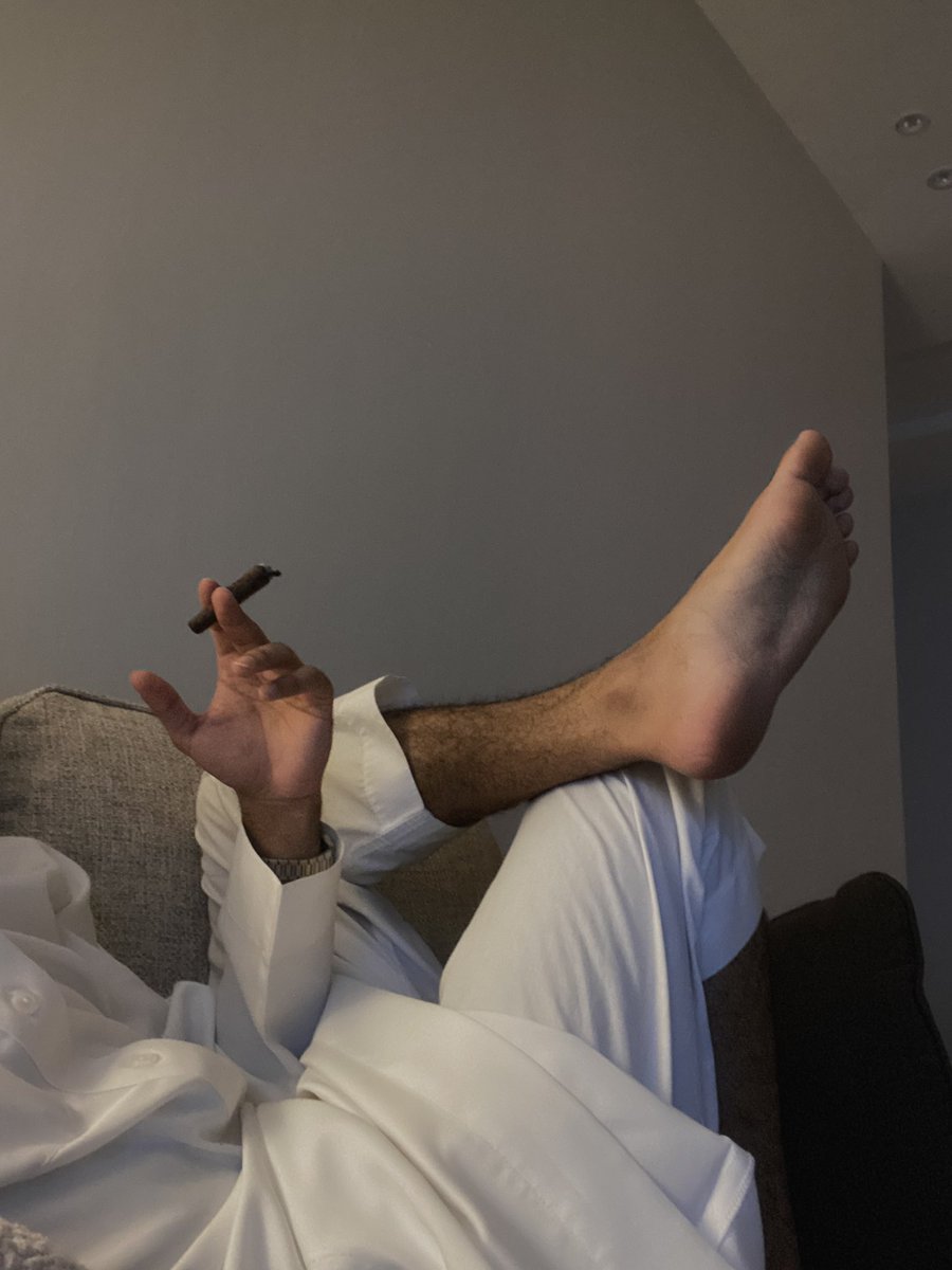 llilAwe's tweet image. Draft