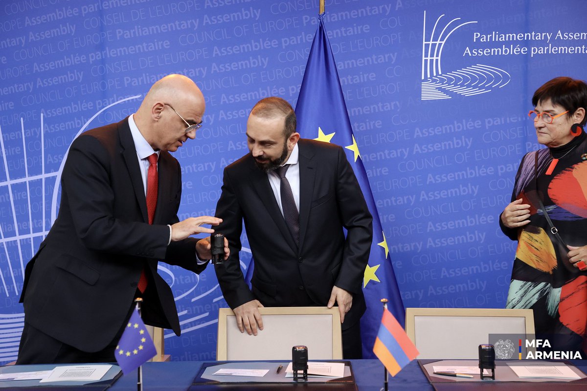 MFAofArmenia's tweet image. Marking the 25th anniversary of 🇦🇲’s accession to @coe, special stamp cancellation ceremony was held at the headquarters of the #CoE.

The stamps were cancelled by FM @AraratMirzoyan, CoE SecGen @alain_berset, #PACE President @BayrPetra.