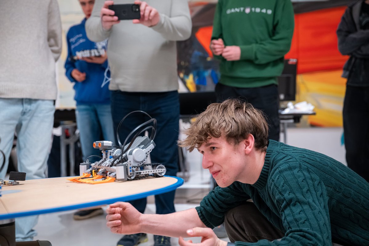 Fakulta strojního inženýrství VUT v Brně tweet media