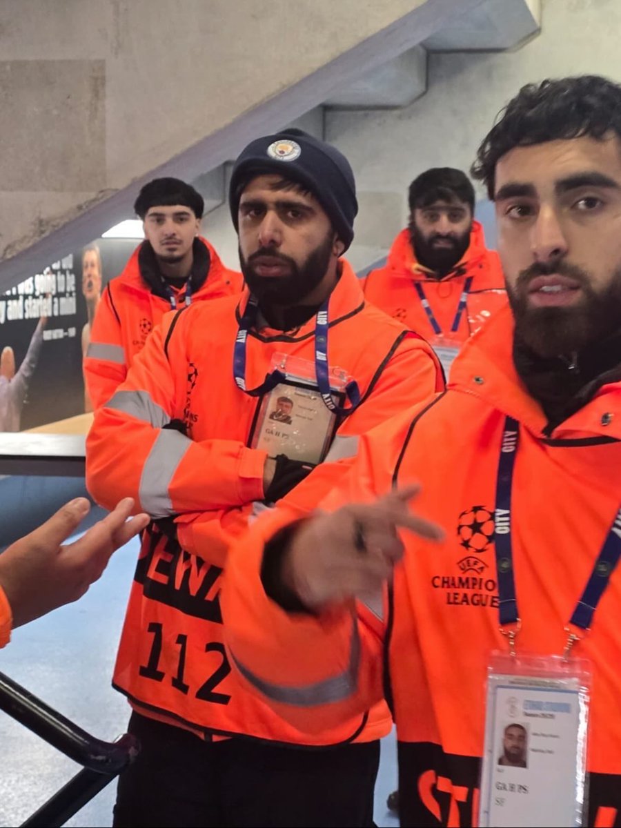 Away.Ends tweet media