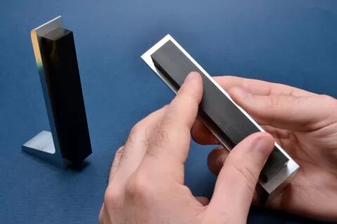 Master Bond tweet media