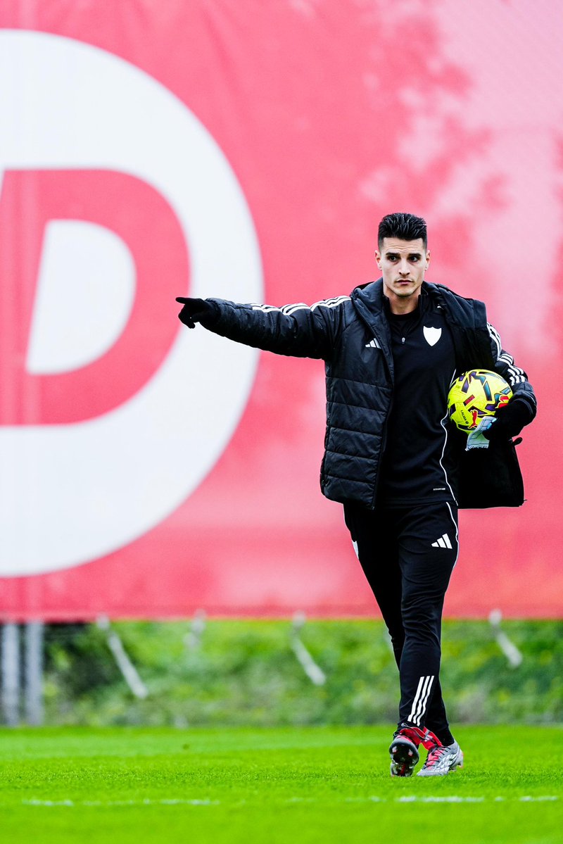 SevillaFC_ENG's tweet image. Coco 🥥⏱️