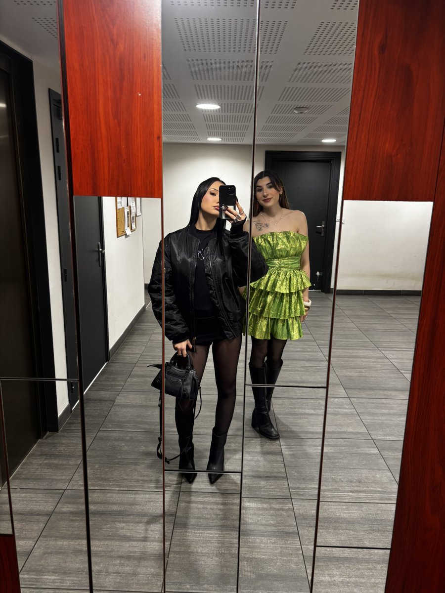 emmbnn's tweet photo. Sis https://t.co/mSFoUmIav9