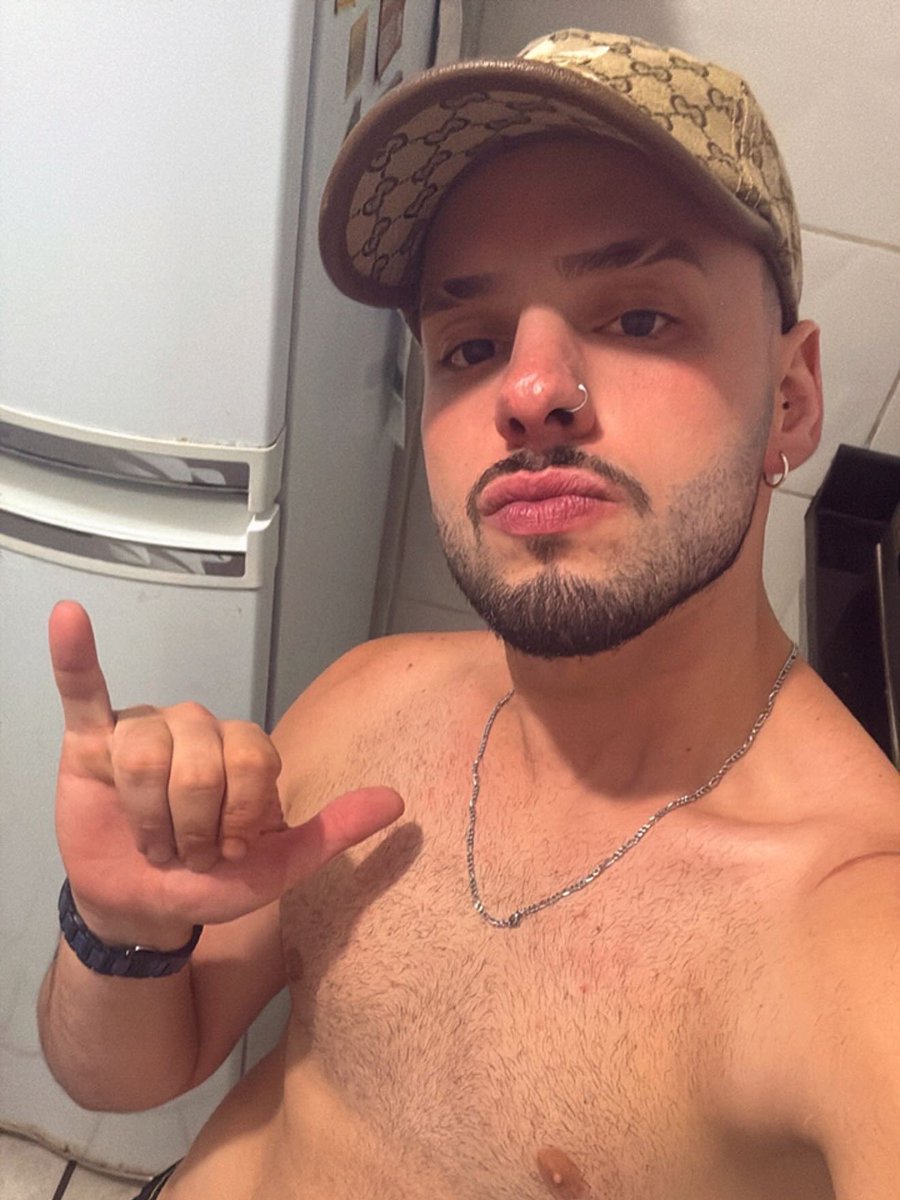 GabrielGuerine's tweet photo. #tbt de um dia histórico 😍😻😎😮‍💨🔥❤️ 
#tbt #gucci #027รีวิว https://t.co/sp0ahsnklq