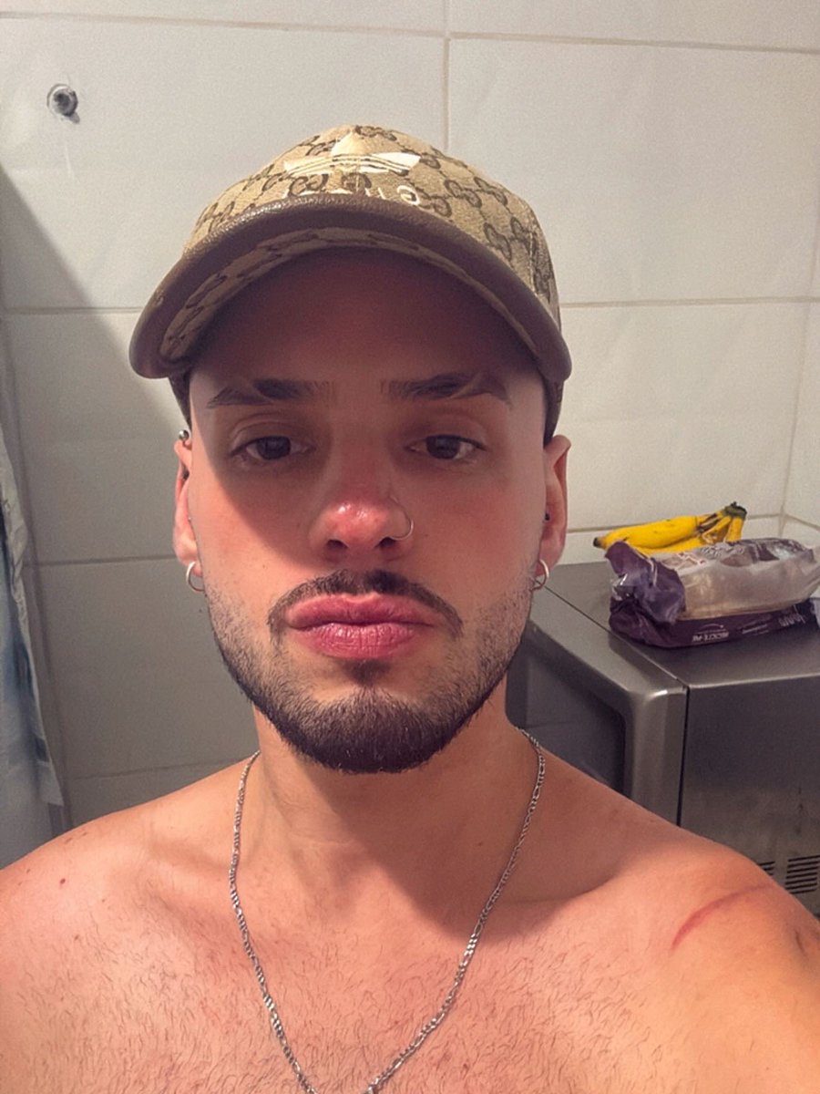 GabrielGuerine's tweet photo. #tbt de um dia histórico 😍😻😎😮‍💨🔥❤️ 
#tbt #gucci #027รีวิว https://t.co/sp0ahsnklq