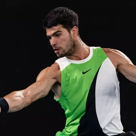 #AO26 PRONÓSTICOS Y APUESTAS 🎾💰
 La mejor previa de las semis es con <a href="/TennisChannels/">TennisChannels</a>🎙️.

Alcaraz vs Zverev | 'Crear Apuesta'
🔗👉 oddspedia.com/es/factos/teni…

Sinner vs Djokovic | Pronóstico y apuesta
🔗👉 oddspedia.com/es/factos/teni…

Análisis y favoritos:
🔗👉 oddspedia.com/es/factos/teni…