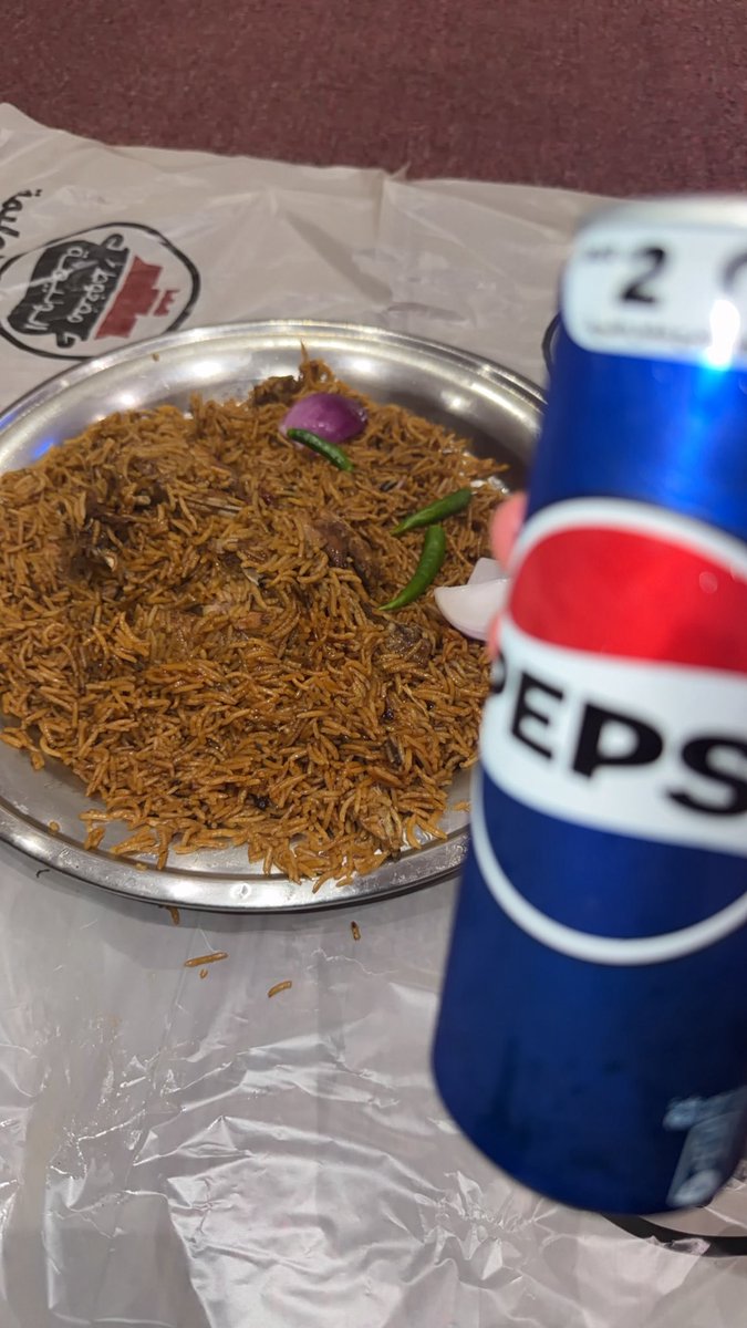 لوكا • tweet media