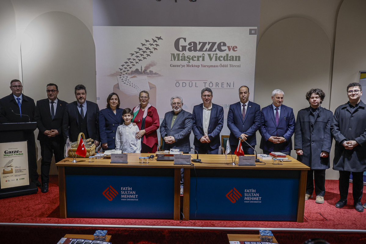 PTT Çalışanları Dayanışma Derneği tarafından organize edilen, Gazze’de yaşanan insanlık dramına karşı gençlerin adalet, merhamet ve sorumluluk bilinciyle düşüncelerini yazıyla ifade etmelerini teşvik etmek amacıyla düzenlenen “Gazze’ye Mektup” yarışması ödül töreni çerçevesinde,