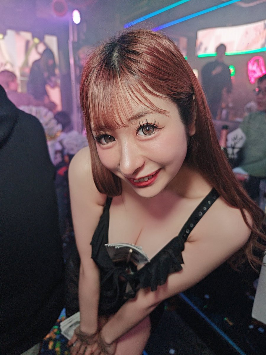 kabuto_suzaku's tweet image. #partyon
#パリオン
#ジュン2周年
キャスト写真③
@ina_partyon
@nico_partyon
@kiki_partyon
ハニさん