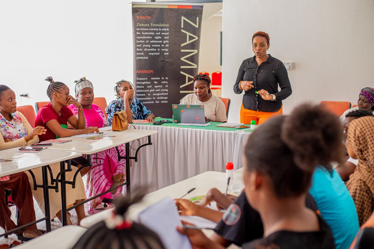 TiTiworldF's tweet image. At TiTi World Ke, we provide quality photography that celebrates vibrance and drives positive impact within the communities we serve.