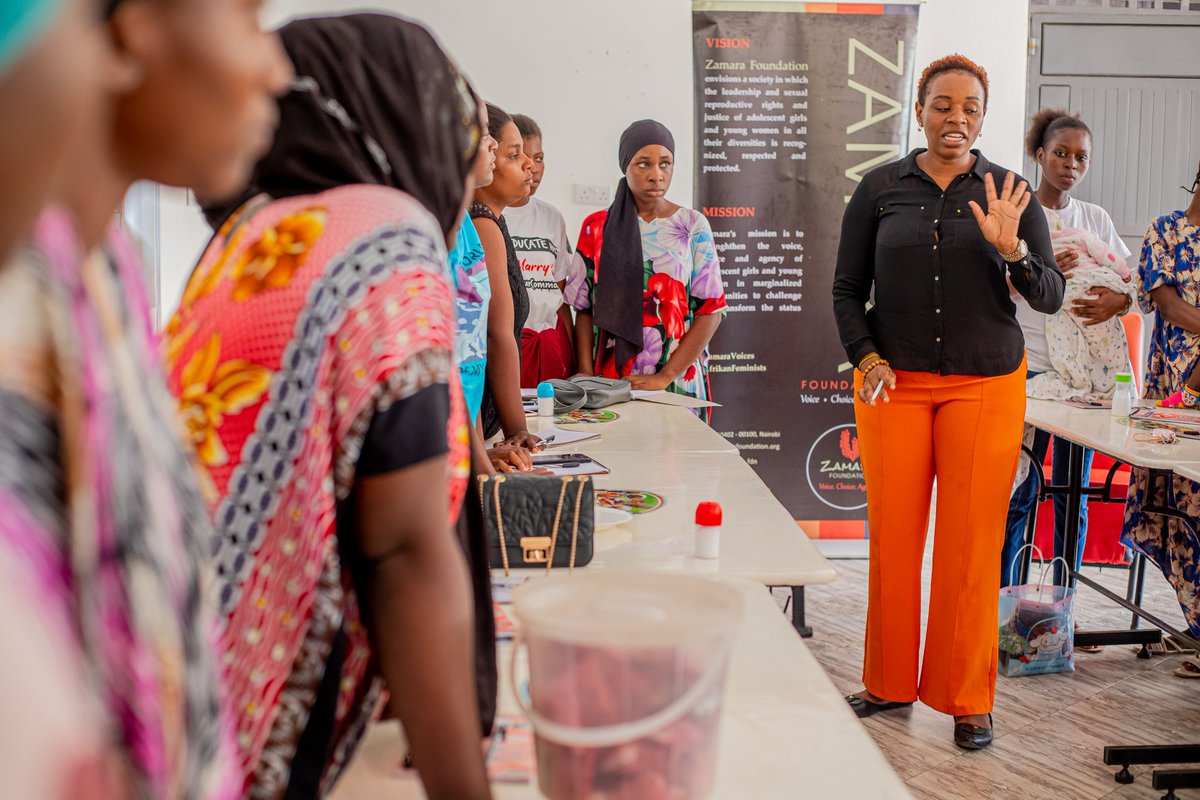 TiTiworldF's tweet image. At TiTi World Ke, we provide quality photography that celebrates vibrance and drives positive impact within the communities we serve.