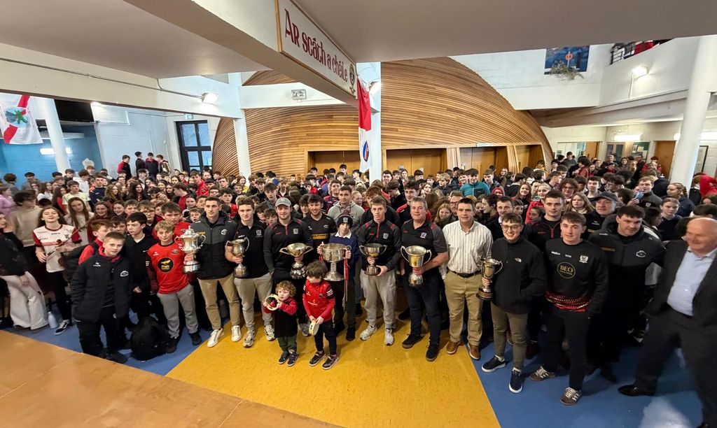 Pobalscoil Chorca Dhuibhne tweet media