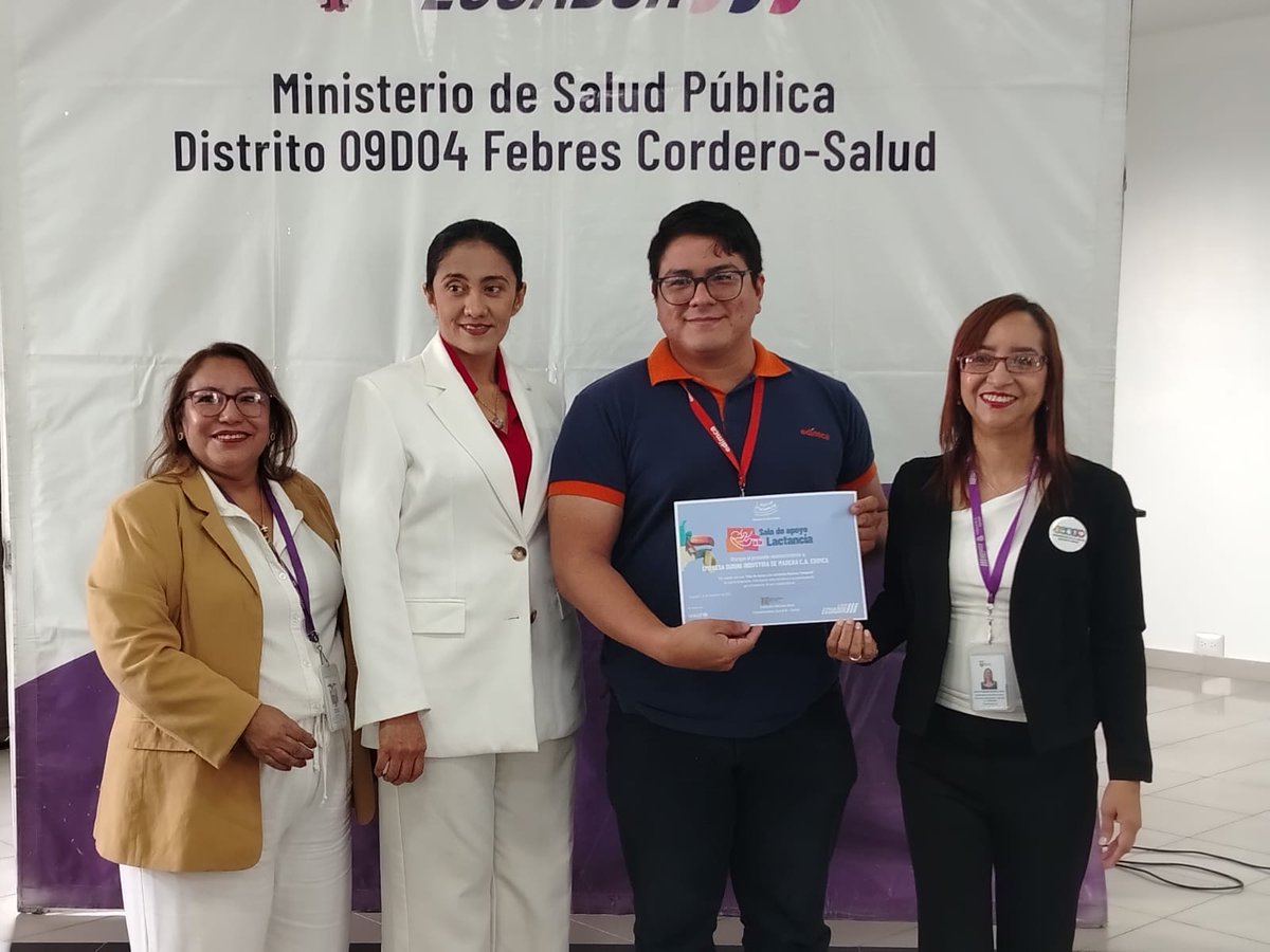 Salud_Guayas's tweet photo. #MSPEnTerritorio | El #Distrito09D04 de @Salud_Ec entregó 83 certificados a empresas y establecimientos por promover espacios saludables, libres de humo, Actívate y Vive y salas de lactancia materna.
@patricia_m626 destacó la importancia de estas acciones. https://t.co/85rsRlZSEc