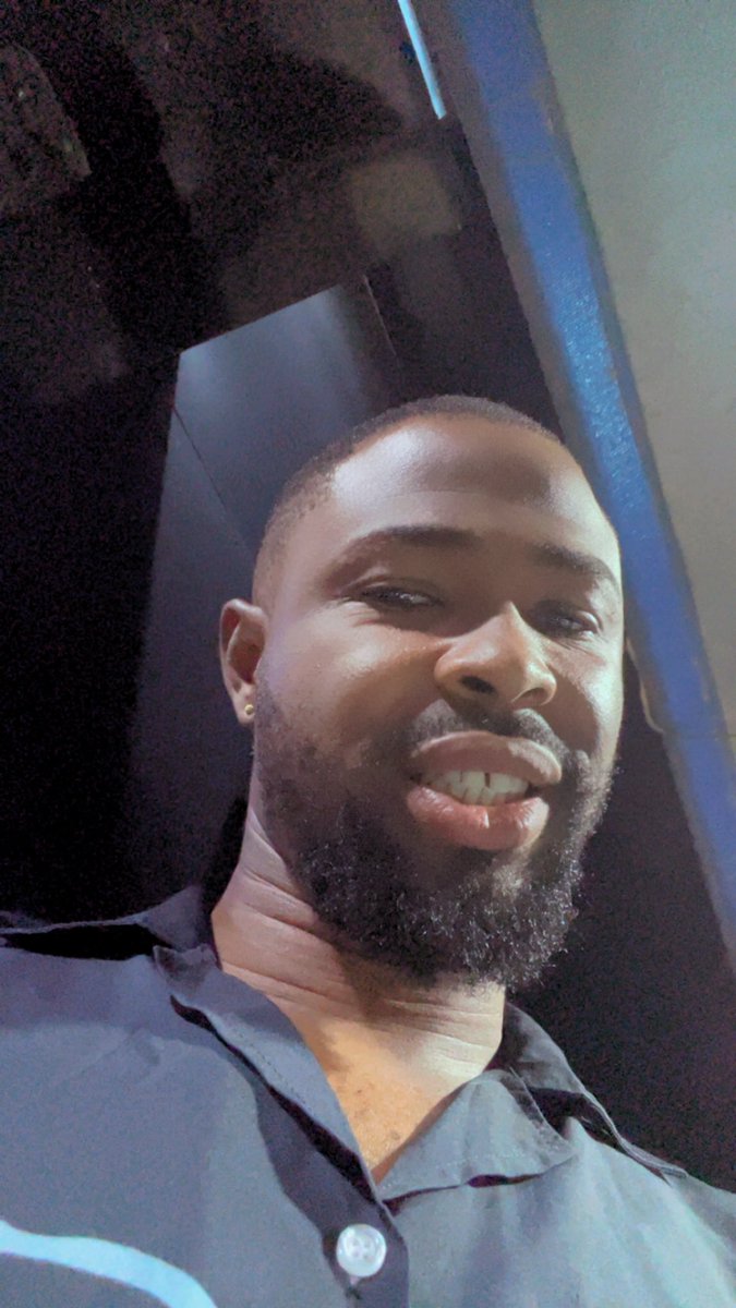 AlabiSamson's tweet photo. Are we not paying the tax already, we too talk for this country , no space for talk and do , or else then go carry you 😁, freedom of speech dey 
Na freedom after speech no good 🤣 https://t.co/MS0R7py04r