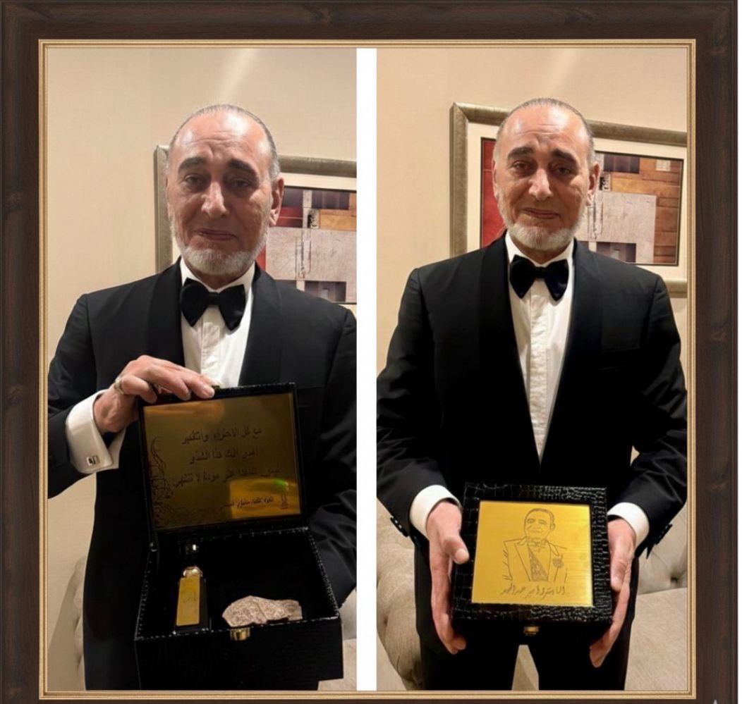 الصديق المايسترو امير عبدالمجيد.
امير بتواضعه امير بكرمه امير بسمو اخلاقه 
اهداء  من العقيد مشاري المحارب

وتستاهل كل خير  يــ امير المسرح،،،،،،،،،
#خالد_عبدالرحمن 
#خالدعبدالرحمن
<a href="/amir_abdelmajed/">أمير عبدالمجيد</a>