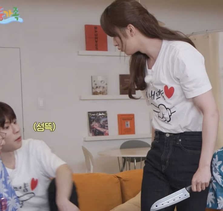 tinyfefie's tweet image. She would