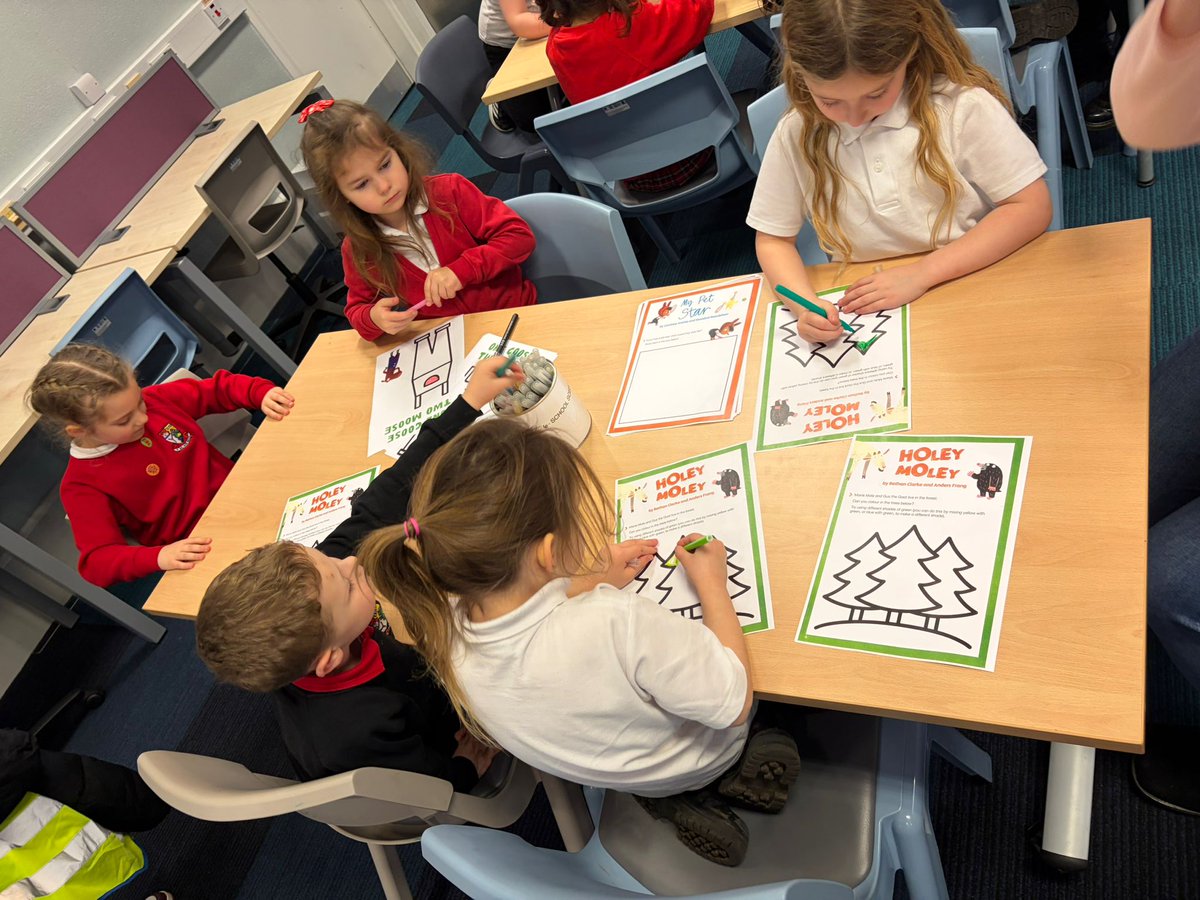 DalryPrimary's tweet image. We thoroughly enjoyed our visit to the library, colouring in, and receiving our Bookbug bags full of goodies! A big thank you to all of our helpers — we had a great time 📚🎨🎁
#LibraryVisit #Bookbug #LearningIsFun #Thankyou