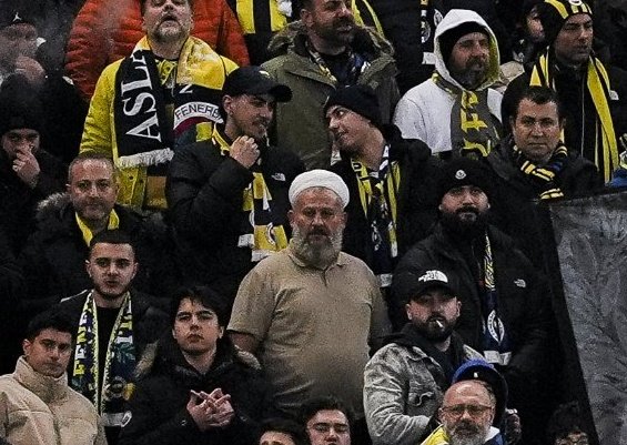 İNANILMAZ BİR KARİZMA