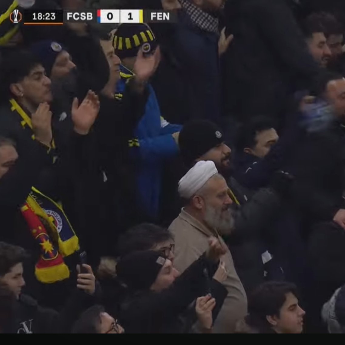 Fenerbahçe 'nin yeni transferi Hoca efendi
 #FCSBvFB #FenerinMaçıVar #Fenerbahce