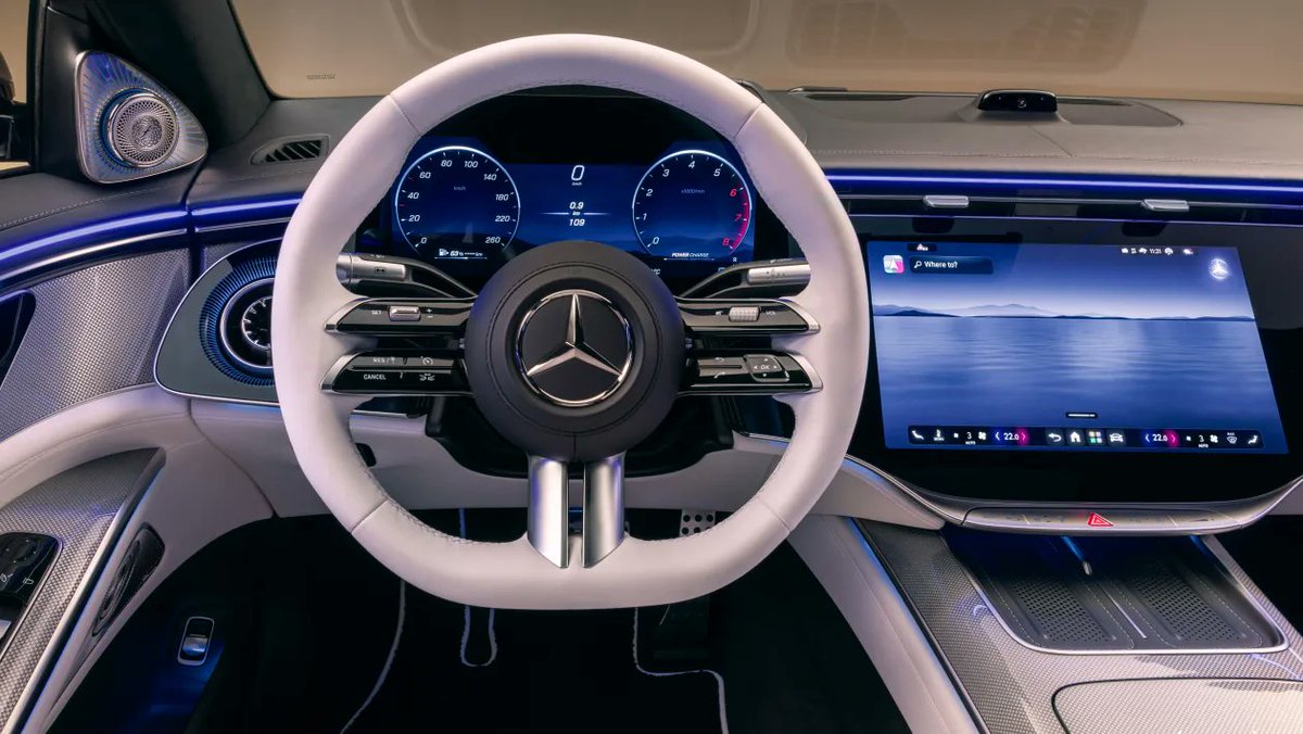 ovrdrive4's tweet photo. NEW: Mercedes-Benz S-Class✨🚘
🔧 Over 50% of components revised or new.
🖥️ MBUX Hyperscreen now available.
⚙️ Updated petrol, diesel &amp; PHEV powertrains.
💡 Illuminated Mercedes star joins the flagship.
The S-Class evolves where it matters.
#MercedesBenz #SClass https://t.co/6MCsVGuixa