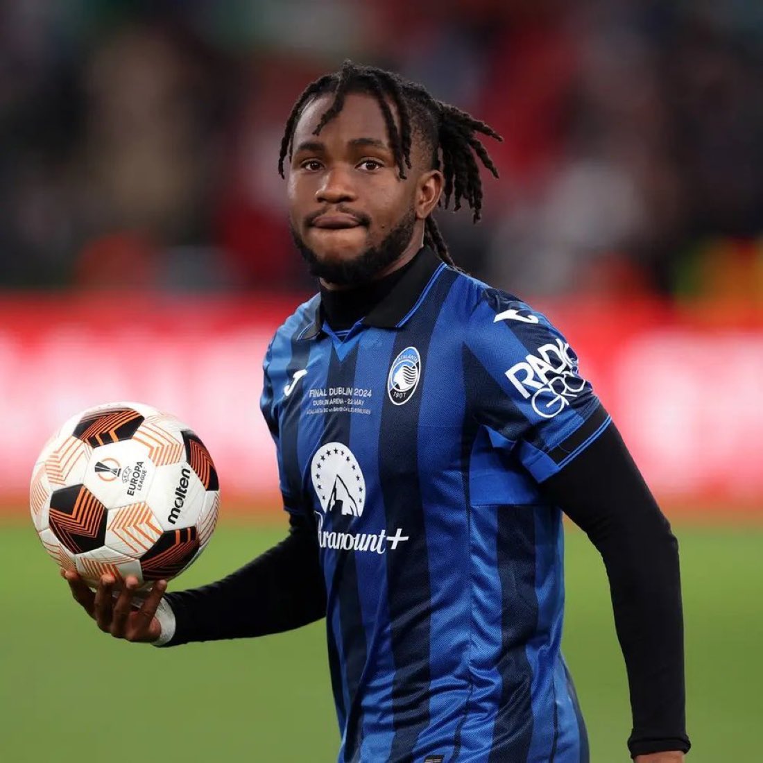 الهلال يعاني هجوميًا .. 
هذا حل ومهر الدوري واسيا وكاس الملك 
 فرصة تاريخية ، افعلها يبو خالد 😨💙

@Alwaleed_Tala

 #مطلب_الجماهير_لوكمان_يالوليد