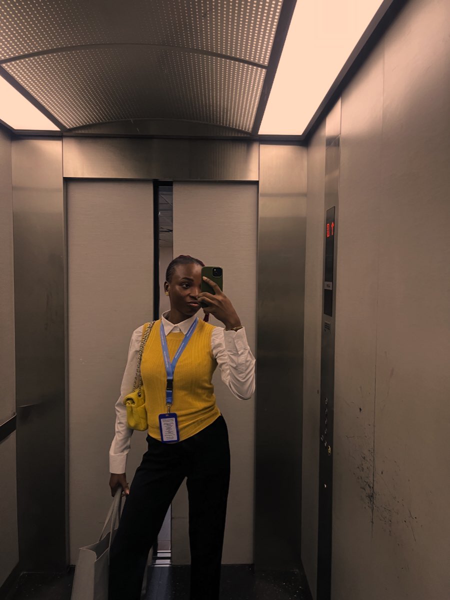 only_one_agbeke's tweet photo. Lately, my feed has been filled with diplomacy, global spaces, and purpose.
I’m studying International Relations, so I pay attention to what keeps showing up.
Today, after work, I saw a diplomat and her family at the airport. 
It felt familiar.
It felt like alignment.#diplomacy https://t.co/Jw8zCRIQiY