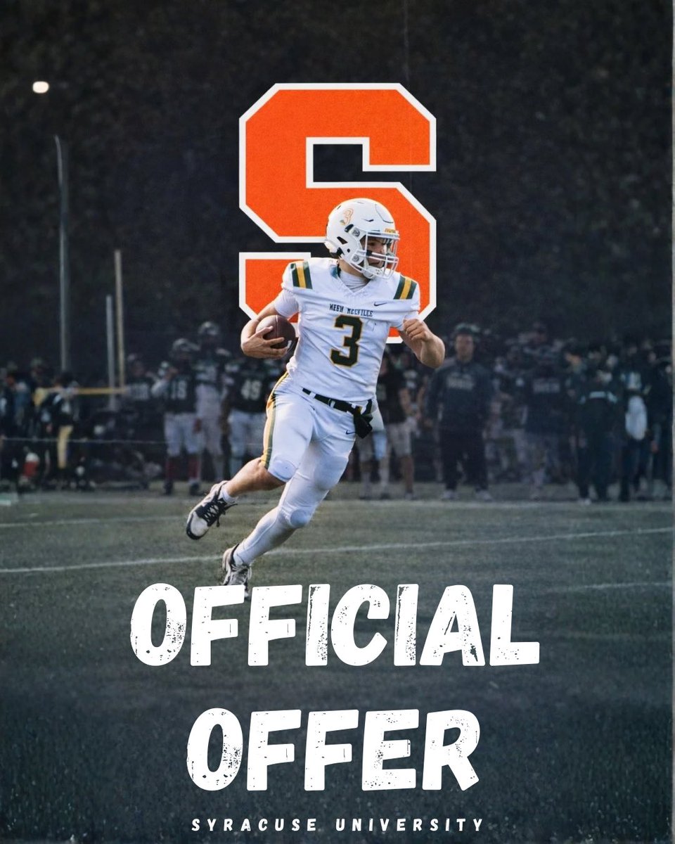 WardMelvilleFB's tweet image. #ThankYou to @CoachDT_Cuse for coming by #WardMelville to recruit today for @CuseFootball! #WMFB #MelvilleMade @HudsonPhilbrick @PrepRedzoneNY @PRZcory @GregSmithRivals @Gregg_Sarra