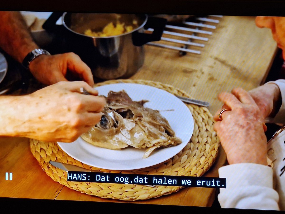 laura lef tweet media