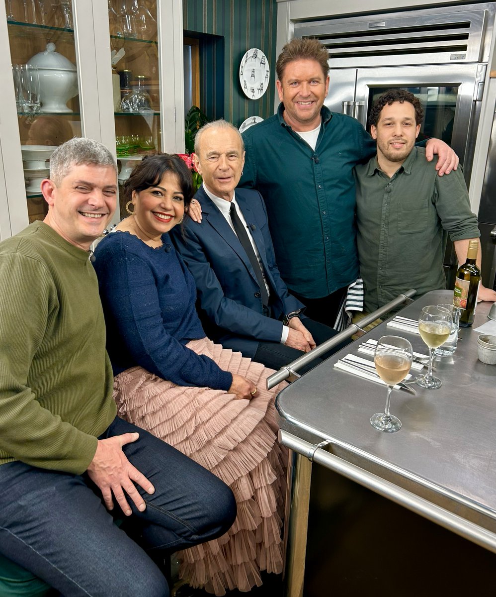 Status Quo tweet media