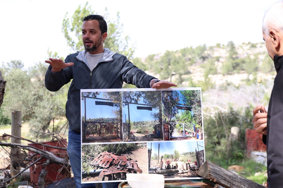 EU and Palestinians tweet media