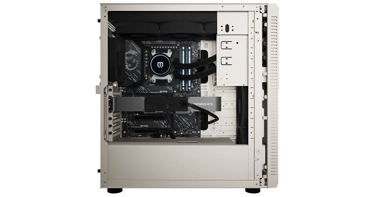 kotecinho's tweet image. Maingear Retro98