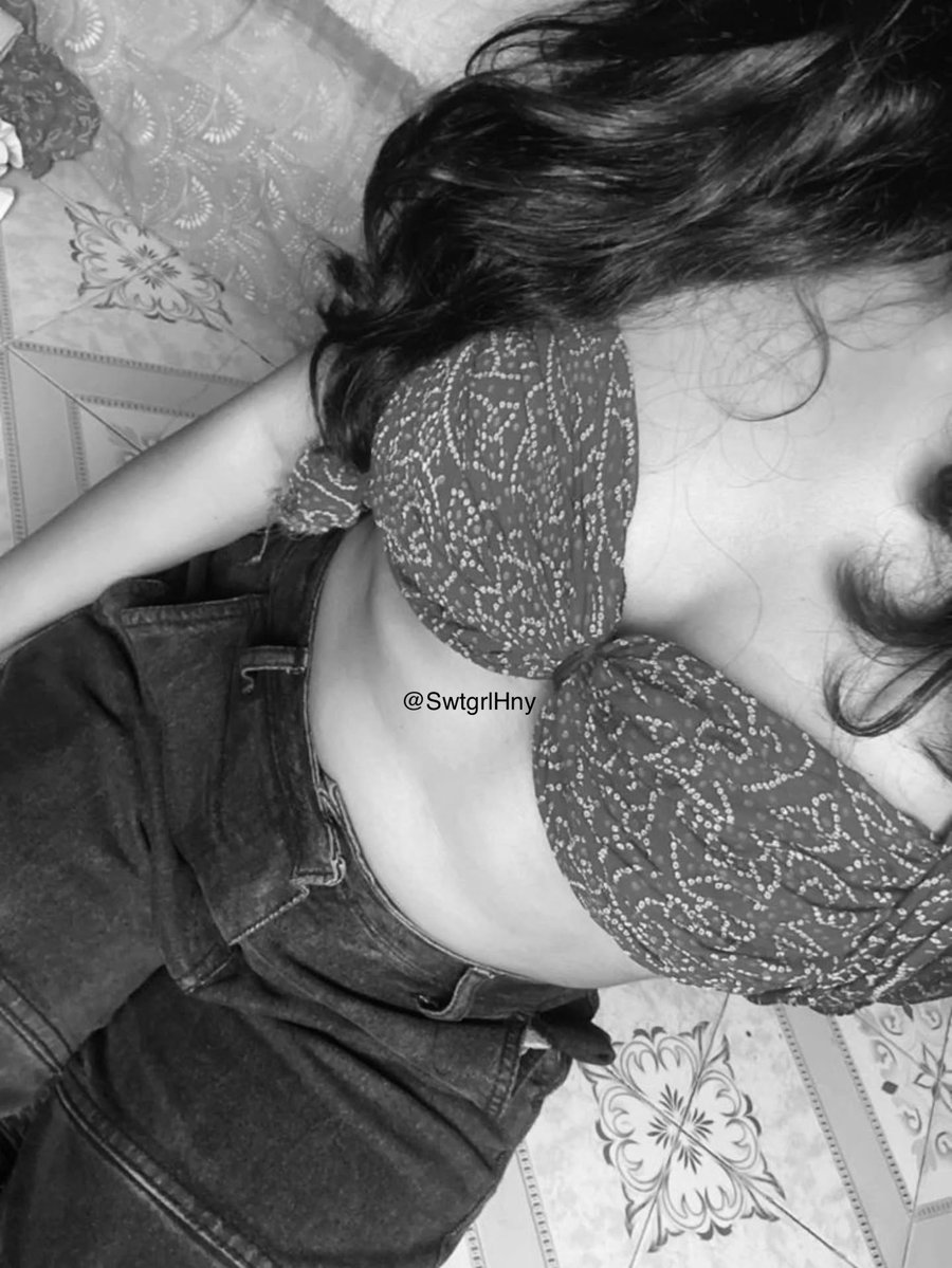 Home made bra which is still holding them perfectly. Easy to put and easy to remove! 😂